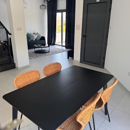 Limassol Urban Beach Retreat- 500M From The Beach Villa Екстериор снимка